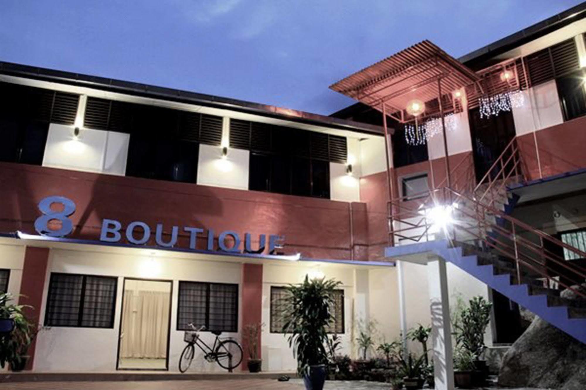 8 Boutique By The Sea Otel Tanjung Tokong Dış mekan fotoğraf
